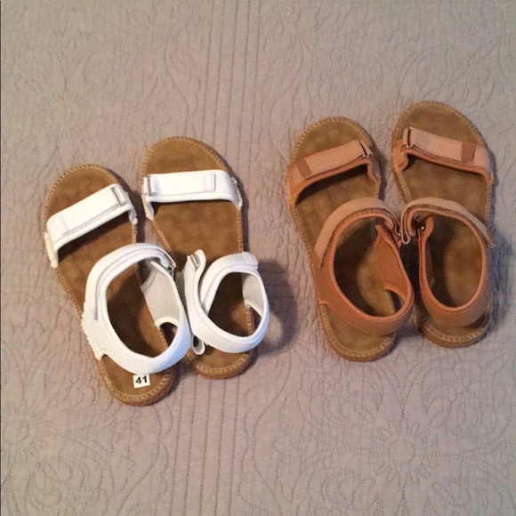 ♠️10/$10! Sandal Bundle - Picture 2 of 8